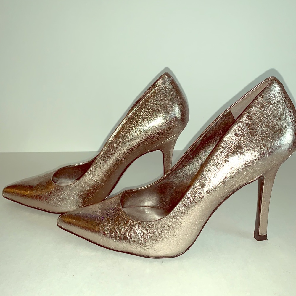 BCBG Generation pewter shoes size 8